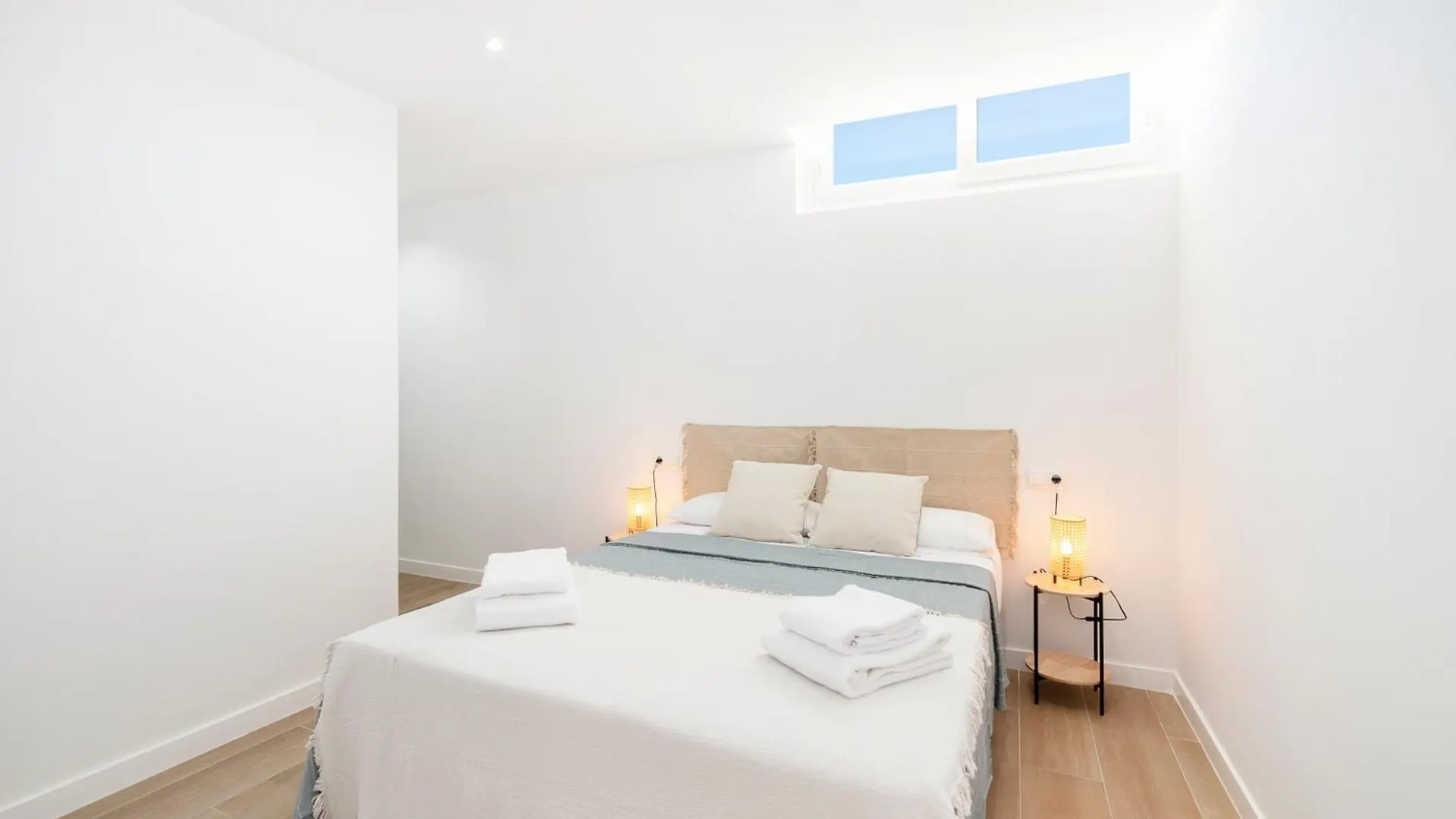 Apartamento De Invitados En Los Rubios A 100 Metros De La Playa Torre de Benagalbon Spain