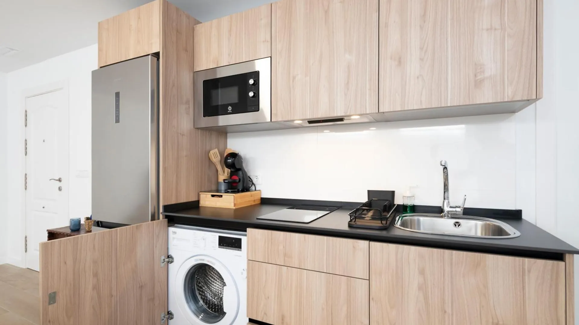 Apartamento De Invitados En Los Rubios A 100 Metros De La Playa Torre de Benagalbon 0*,  Spain